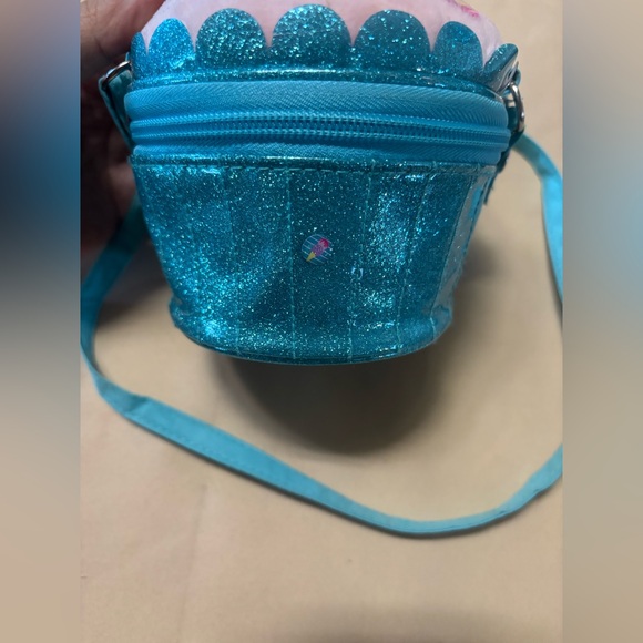 Cupcake Bag Purse Girls Blue Glitter Sprinkles Crossbody Claire’s - Picture 7 of 16